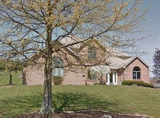 241 Fox Run Dr, Venetia, PA