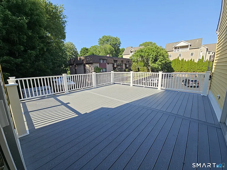 72 Maple Tree Ave #2 — Photo 24