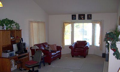 2nd image of 115 Cherrywood Ct