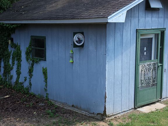 5th image of 4908 Camellia Ave NW