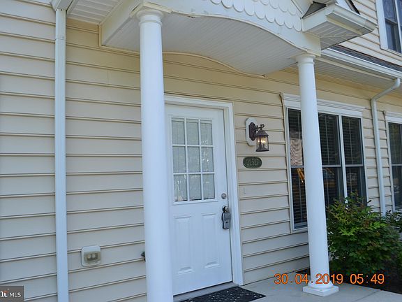 5th image of 22529 Chickadee Cir #6-1