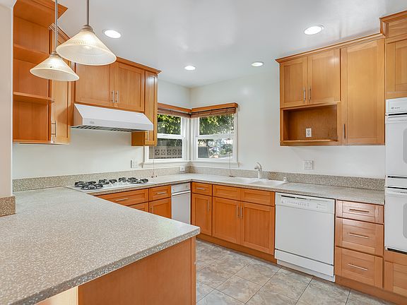 5th image of 518 N Lucia Ave