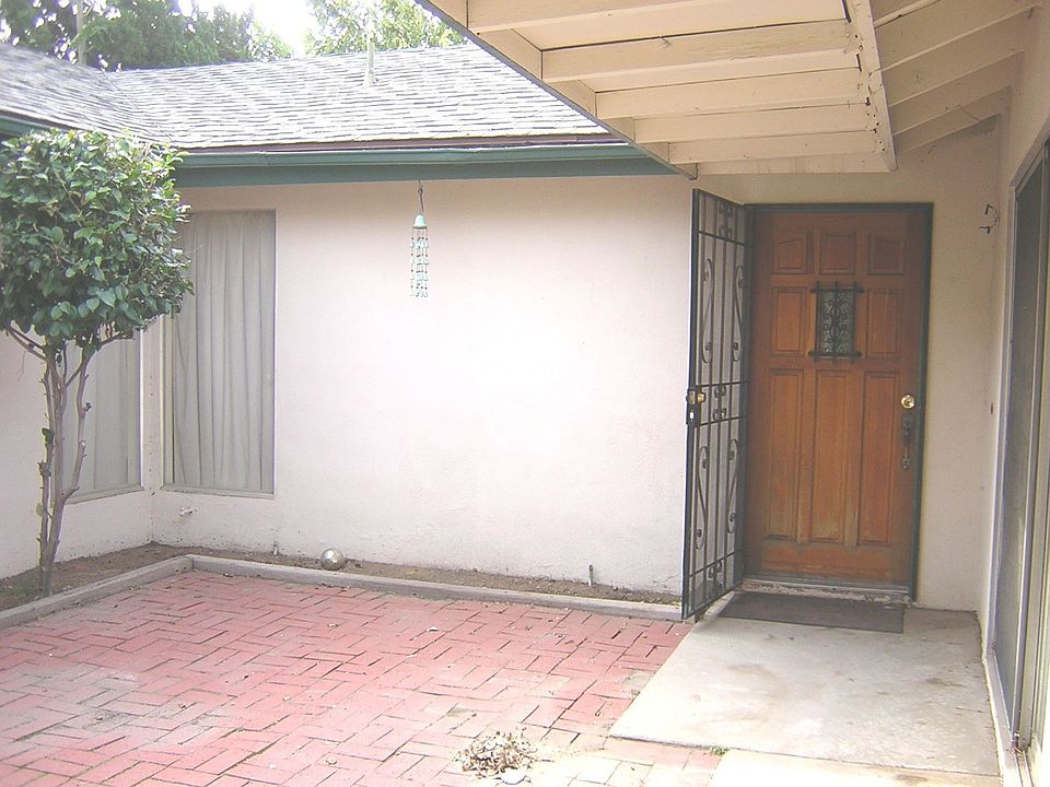 Enclosed patio