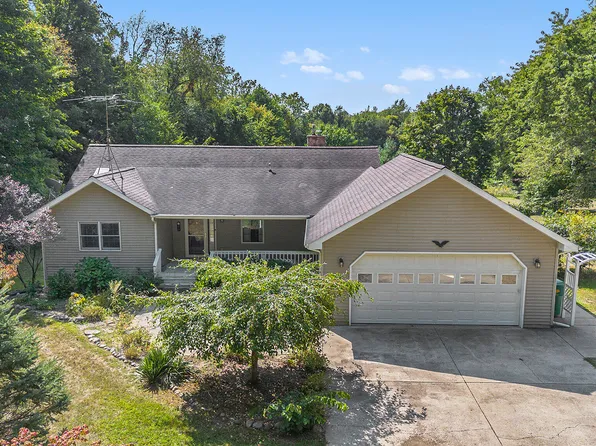 19703 Dutch Settlement St, Cassopolis, MI 49031