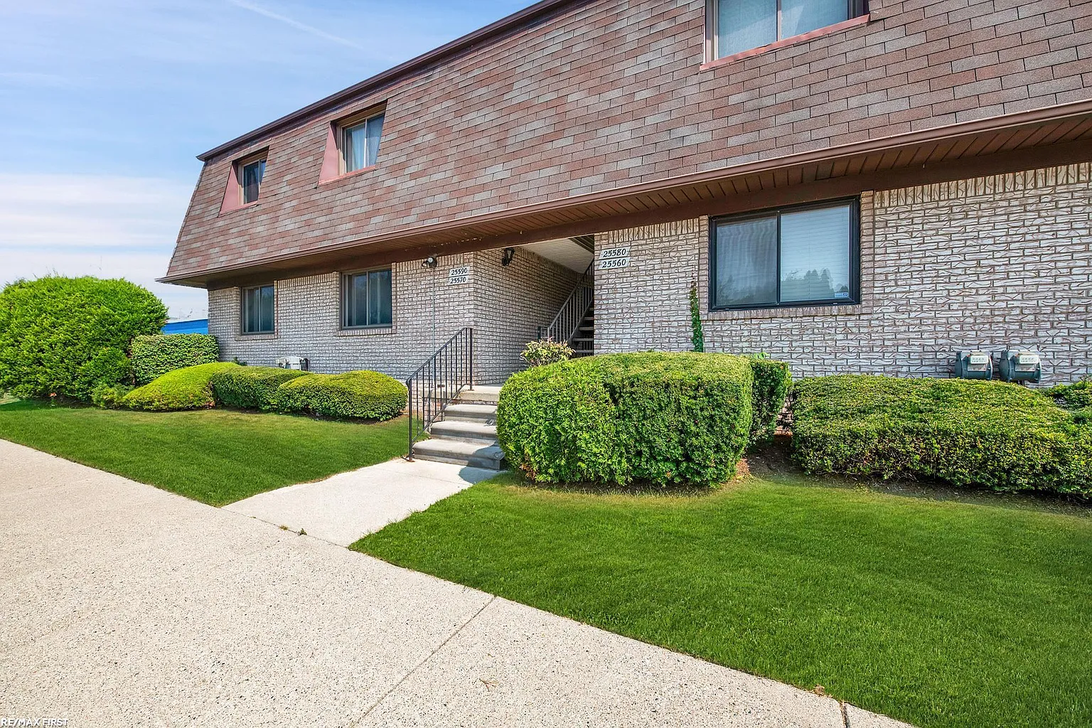 25560 Quarter Deck St Building 3 photo 1