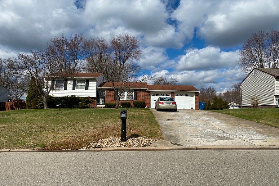 1st image of 711 Laurelwood Dr SE