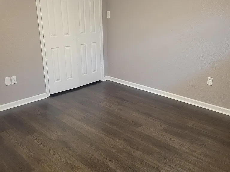 1620 Chandler St — Photo 10