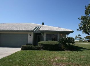 3046 Grey Heron Cir, Venice, FL 34293