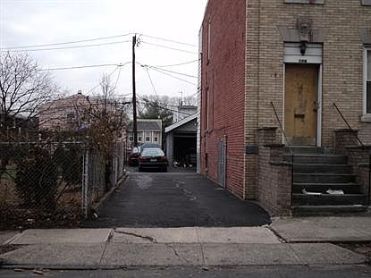 4th image of 106 Bedford St