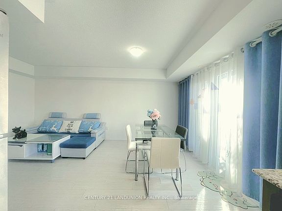 5th image of 2484 Post Rd Unit 24