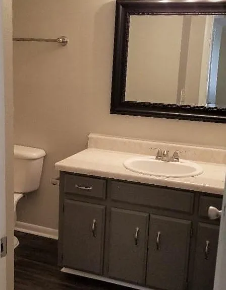 2113 Belmont Blvd #5 — Photo 9