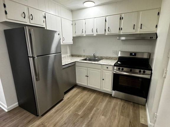 4th image of 31 Vine St APT 5