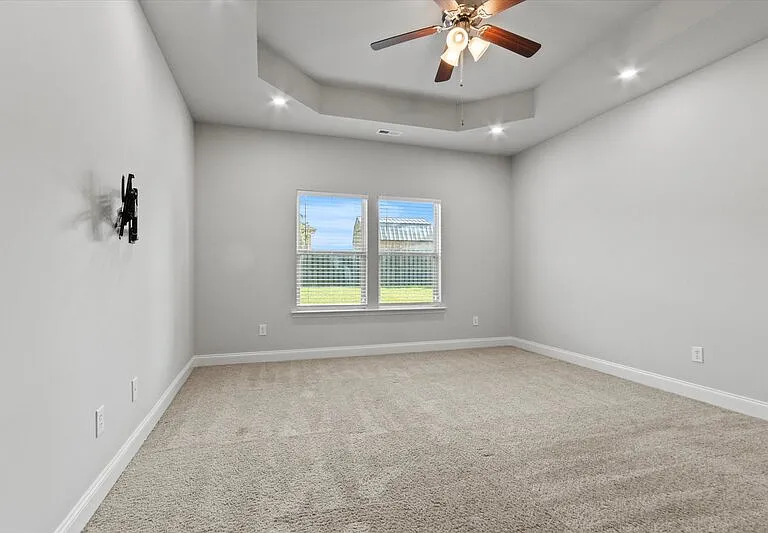 220 Dinner Tree Sq — Photo 14