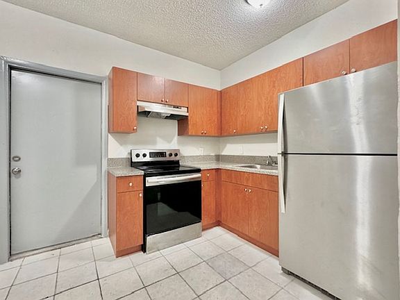3rd image of 1236 NW 8th Pl