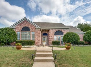 2245 Cross Timber Dr, Mesquite, TX 75181