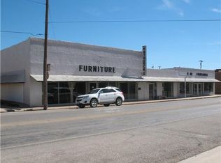 214 N Austin St, Comanche, TX 76442