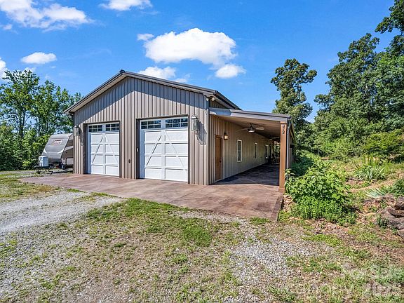 4th image of 372 Horn Bottom Rd