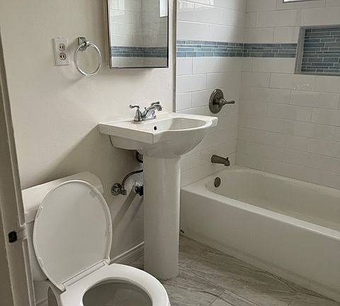 5th image of 3145 Reynard Way