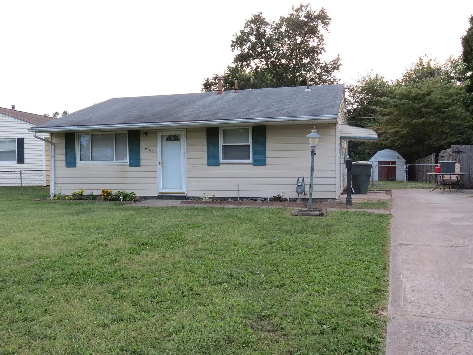 2763 Eastman Ave photo 1