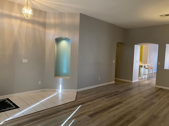 5th image of 7980 Nookfield Dr