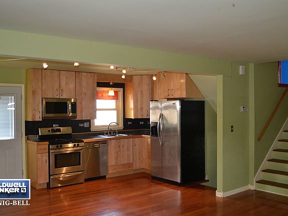 3rd image of 505 N Michigan Ave