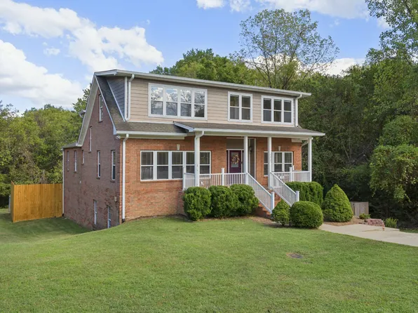 631 Ellen Dr, Goodlettsville, TN 37072