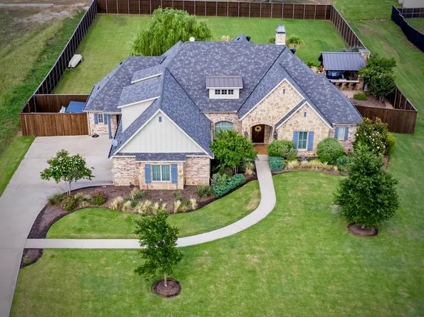 103 Eagle Point Dr, Waxahachie, TX 75165