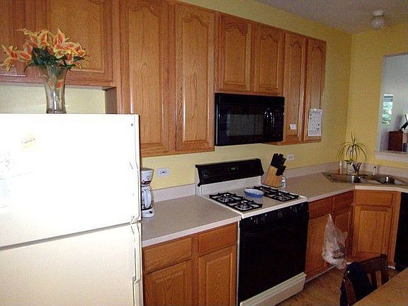 3rd image of 86 Pimlico Ct