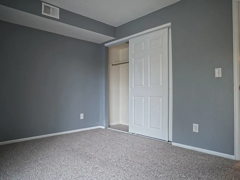 2575 S Syracuse Way #E205 — Photo 11
