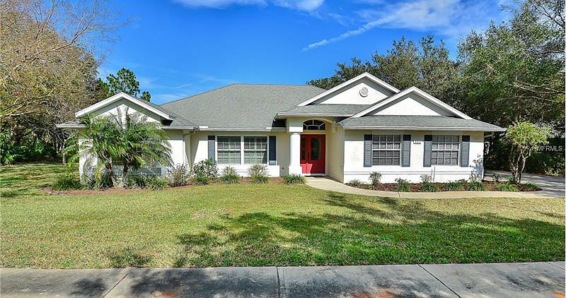 1st image of 692 Winterberry Trl