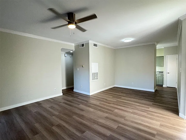 6500 Harbor Town Dr #2606 — Photo 11