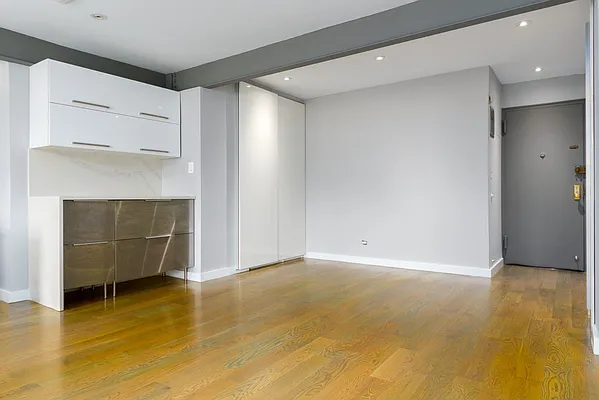 Sold by Keller Williams NYC | media 5