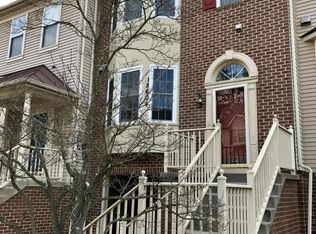 18604 Clovercrest Cir, Olney, MD 20832