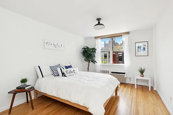 Sold by Compass | media 1