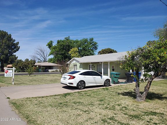 2nd image of 922 E University Dr