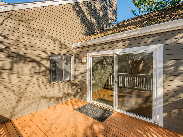 11525 SE Flavel St — Photo 14