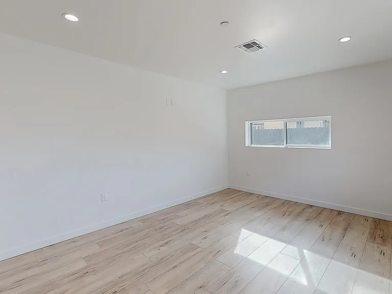 16010 Cantlay St #2 — Photo 5