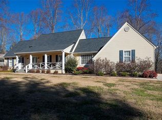 3709 Corinth Dr, Gainesville, GA 30506
