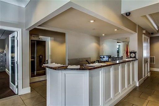 3rd image of 3415 W End Ave APT 811E