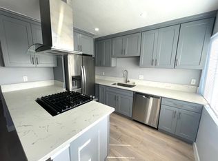 2103 E 6th St APT 3, Long Beach, CA 90814