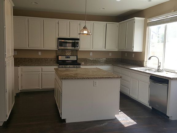 3rd image of 31236 Old Trail Cir