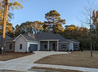 129 Salus Bnd, Clinton, MS 39056