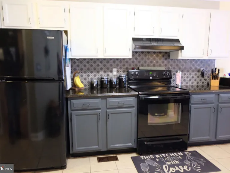 1000 Elbridge Way — Photo 9