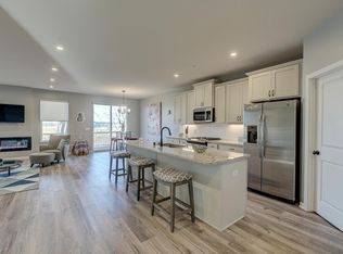 9720 65th St S, Cottage Grove, MN 55016