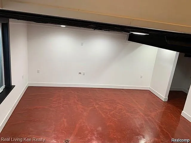 1639 Brentwood Dr — Photo 21