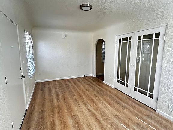 2nd image of 2754-56 Wilma St #2754