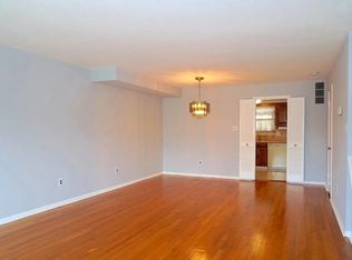 945 Elm Rd, Halethorpe, MD 21227