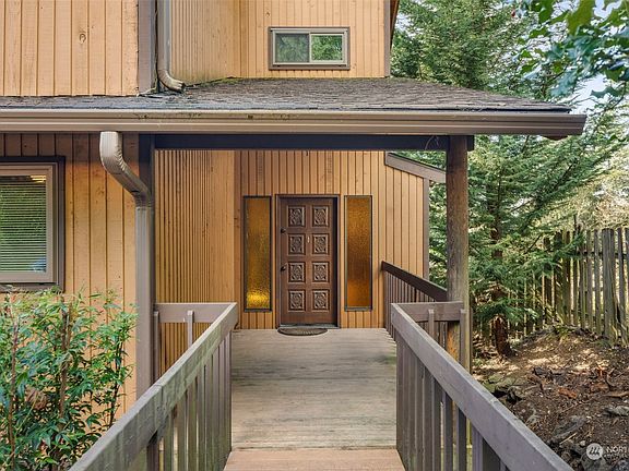 5th image of 8055 171st Avenue NE