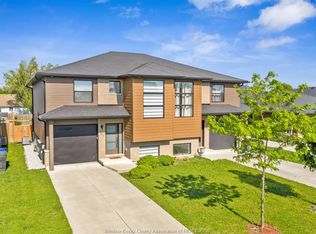 201 Meadowview Ave, Amherstburg, ON N9V 0E9
