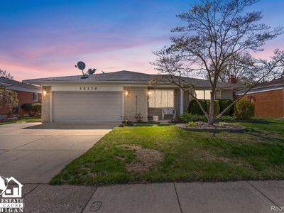 15179 Norman St, Livonia, MI, 48154